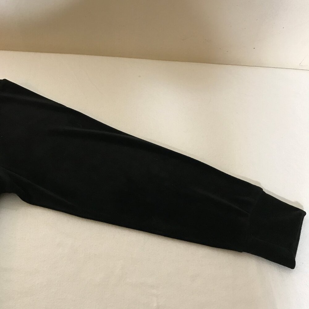 Cuddl Duds Size XL Black Velvet Tunic Popover Top With Side Slits & Thumbholes - Picture 8 of 10